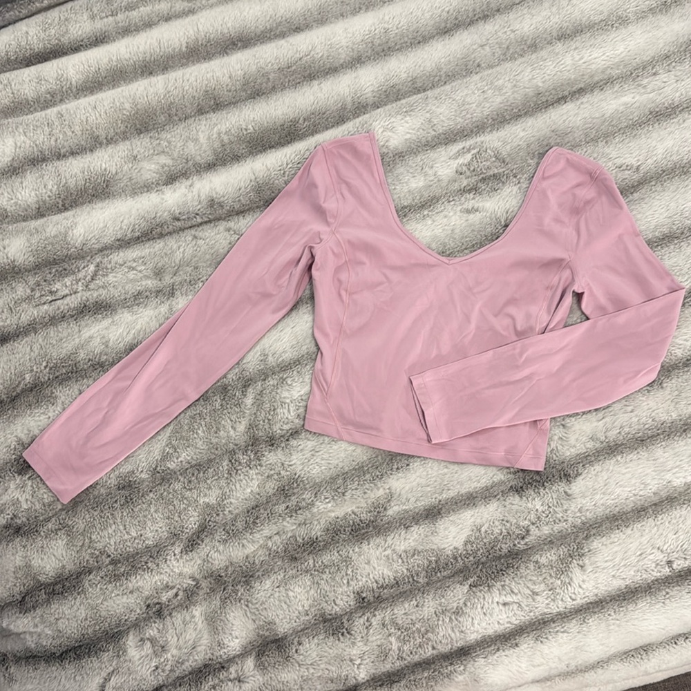 Lululemon cropped long sleeve top